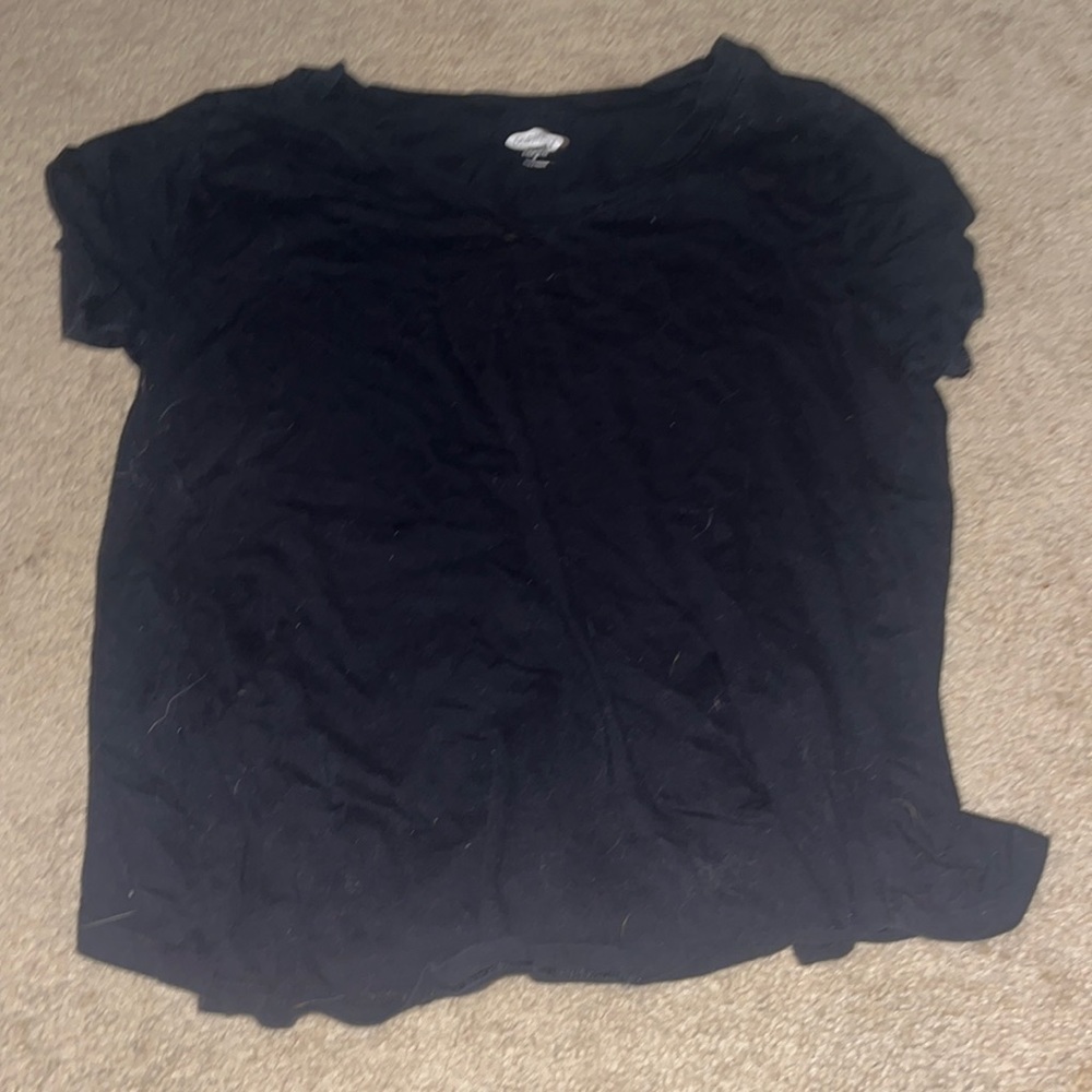black shirt